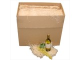 Excelsior packed in a cardboard box (capacity approx 8 kg wool)