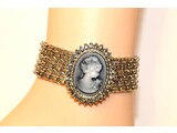 Armband met cammee steen