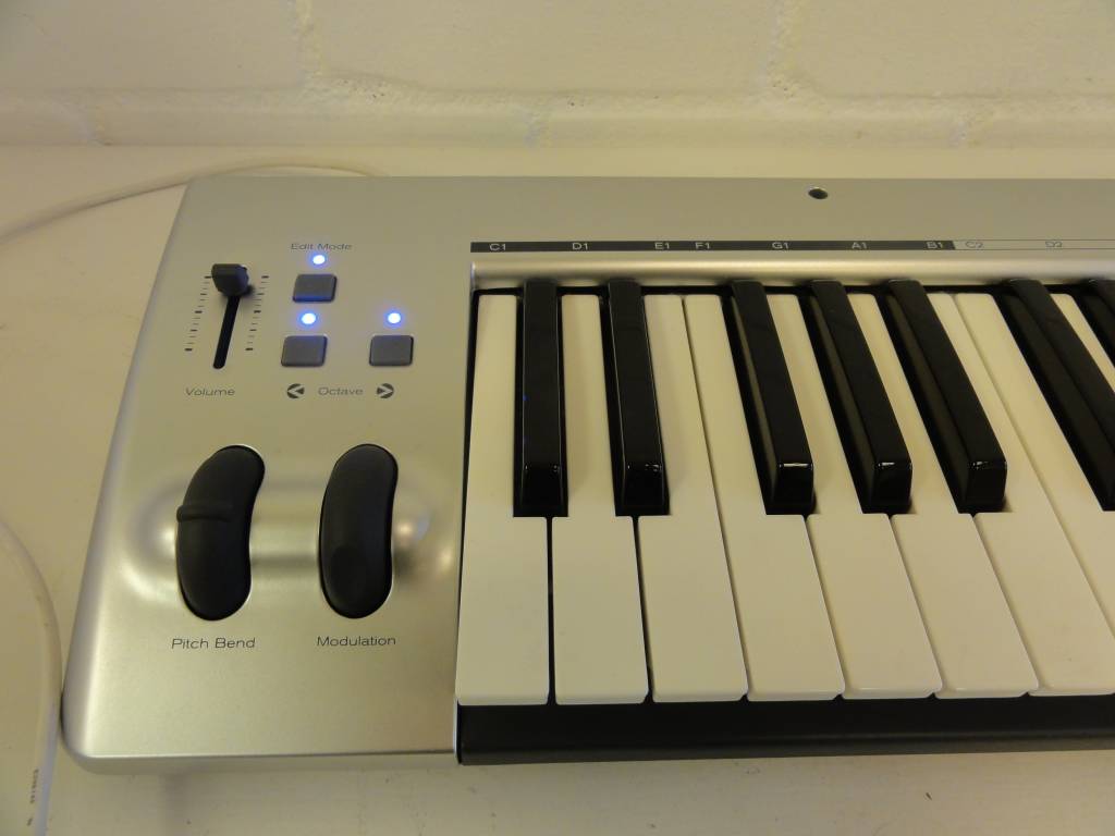 MAudio KeyRig 49 Professional USB MIDI controller