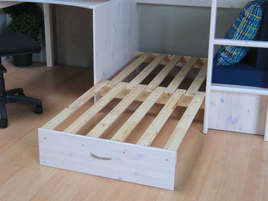 Thuka hoogslaper wit thuka met bank, bureau en kussens ... Stapelbed moderne
