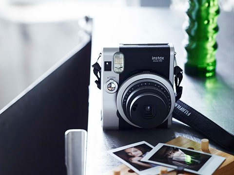 Fujifilm Instax Mini 90 Neo Classic Обзор характеристик