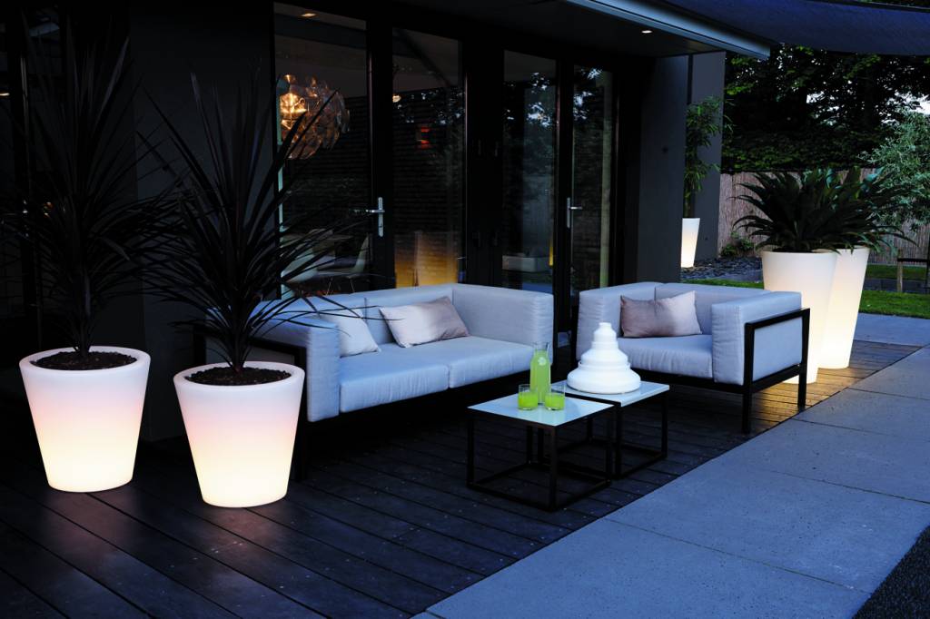 Pure Straight Led Light - Unieke verlichte bloempot voor zowel ... Pure Straight Led Light - Unieke verlichte bloempot voor zowel ...