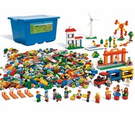 LEGO 9389 Community Set LEGO 9389 Community Set