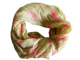 Fashion by Fleur Sjaal met neon roze snorren | Snor sjaal