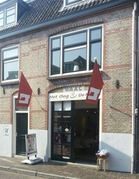 Wie of wat is “Het Oog & De Naald”