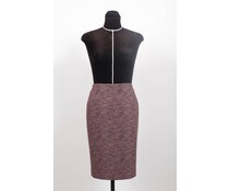 Rood – zwarte gebreide rok Rood – zwarte gebreide rok