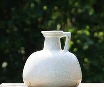 Brynxz Sob Jug domestic crackle, white