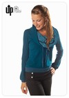 Uprise kleding