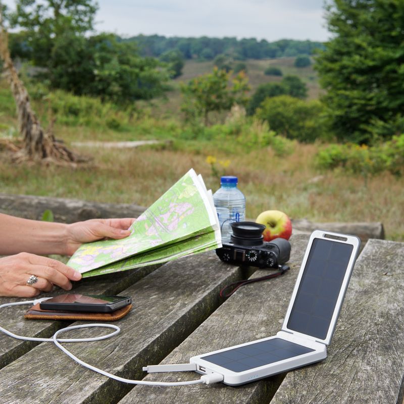 Review Xtorm AM120 Lava charger 2