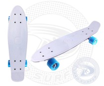 Land Surfer fish skateboard wit met blauwe wielen Land Surfer fish skateboard wit met blauwe wielen