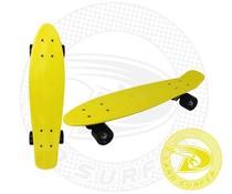 Land Surfer fish skateboard geel met zwarte wielen Land Surfer fish skateboard geel met zwarte wielen