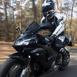 10 Redenen voor goede motor onderkleding