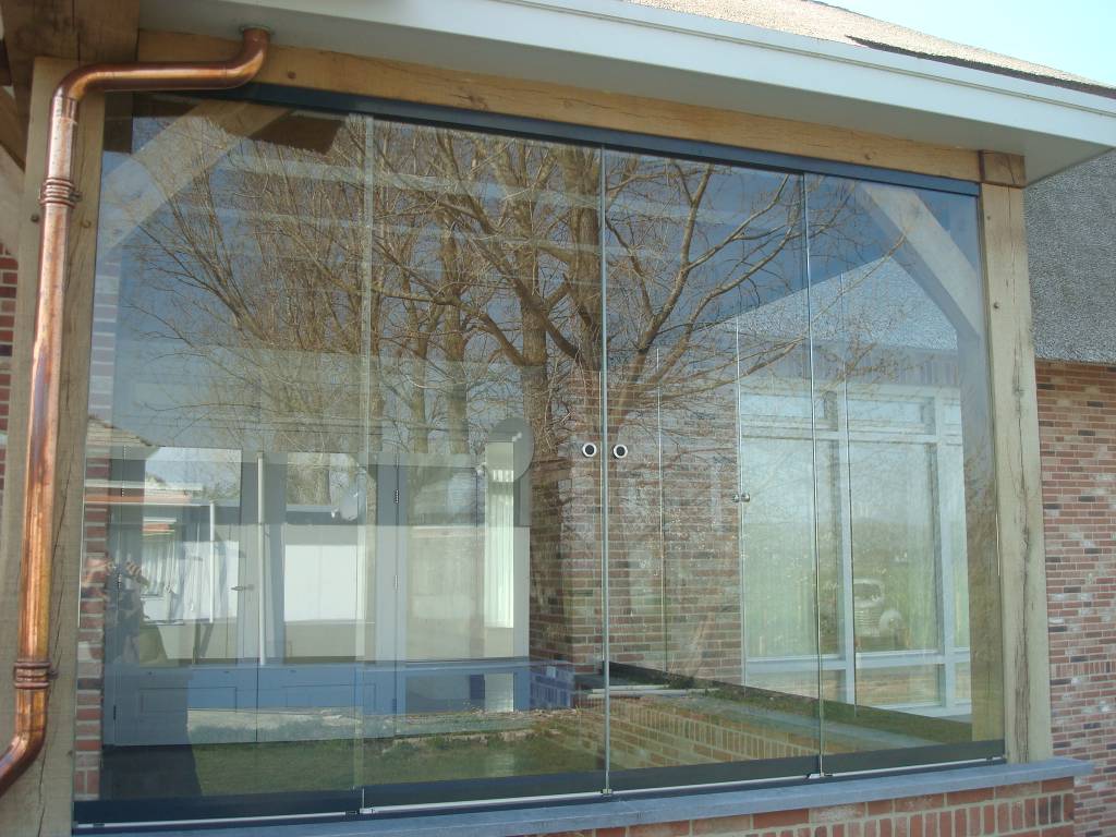 Sunflex Sunflex glaswand SF20 gemonteerd in Asten Heusden Brabant door A.G.A.Terras