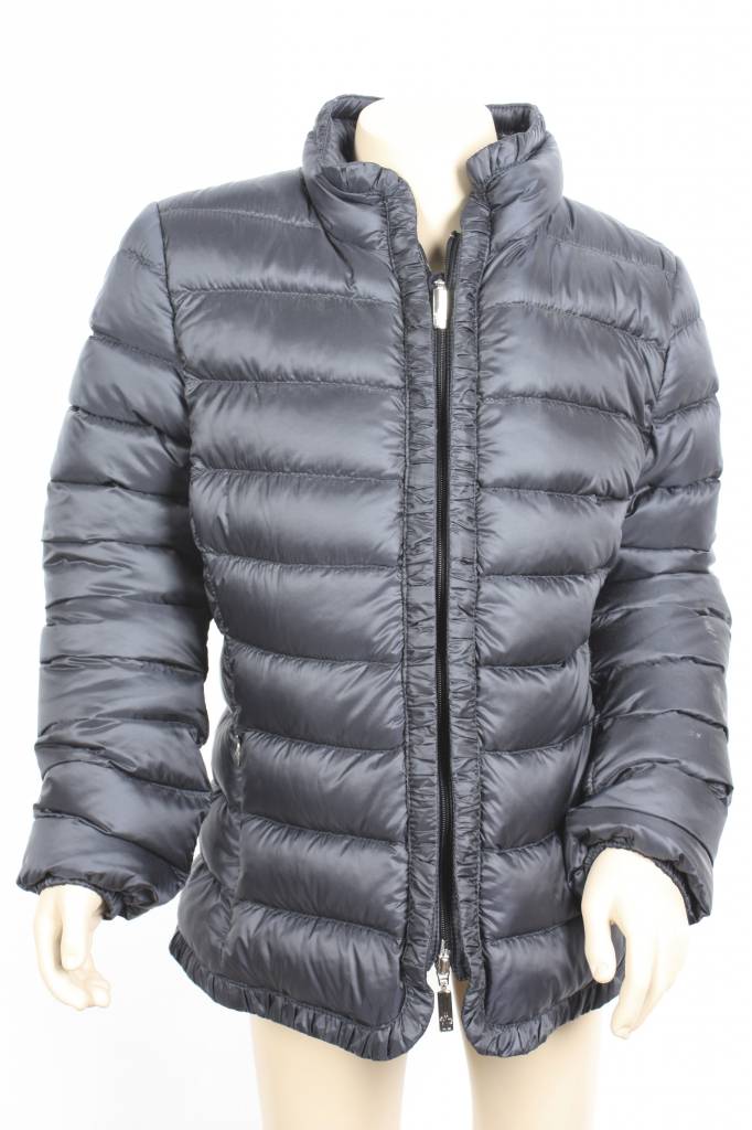 moncler jas 152 moncler jas 152