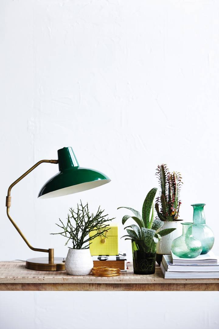 De mooiste lampen voor op het bureau