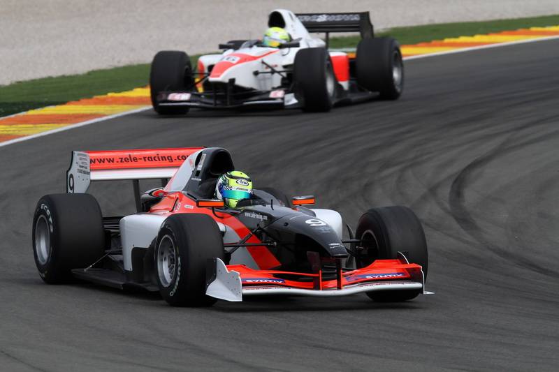 Zele Racing breaks Valencia record