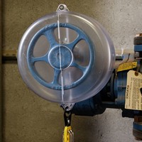 Lock-out devices for valves transparent 145581-145585