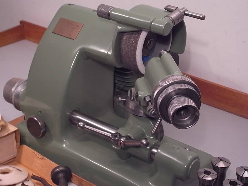 Sold Deckel SO Cutter Grinder with Accessories Niels Machines