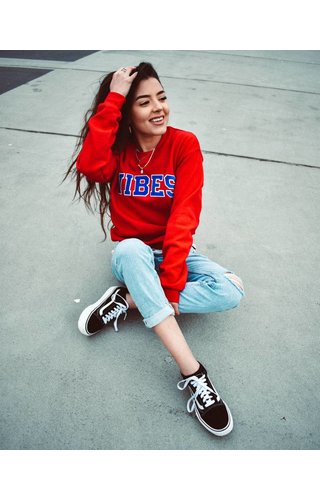 Customized sweater - College font Customized sweater - College font