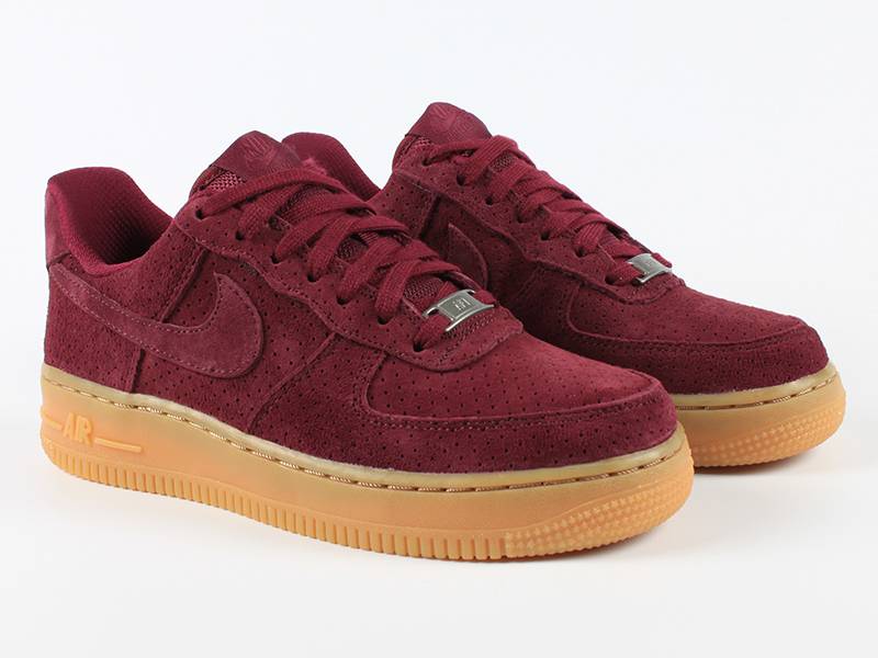 nike-wmns-air-force-1-07-suede-deep-garnet-deep-ga.jpg