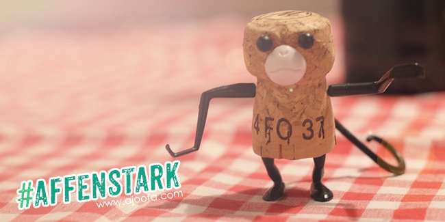 #affenstark: Monkey corkers