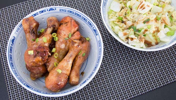 Chinese colakip en Chinese kool met colasaus