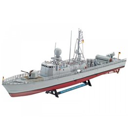 Revell REVELL FAST ATTACK BOAT GEPARD-KLASSE 143A 1/144