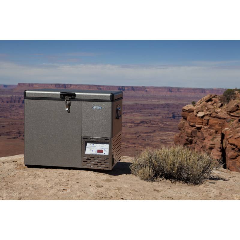 National Luna 40l Fridge/Freezer 12/24/220 Volt 4WD Shop