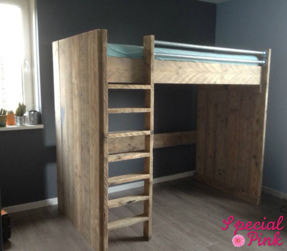 Kinderbedden van steigerhout, te koop bij special pink! special pink