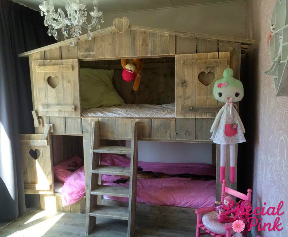 Originele boomhutbed sjors, te koop bij special pink! special pink