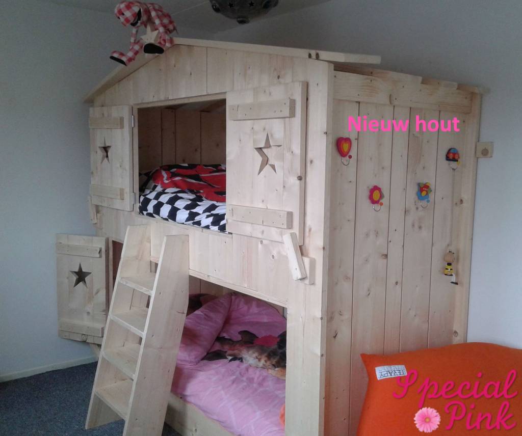 Originele boomhutbed sjors, te koop bij special pink! special pink
