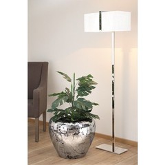 Stehlampe