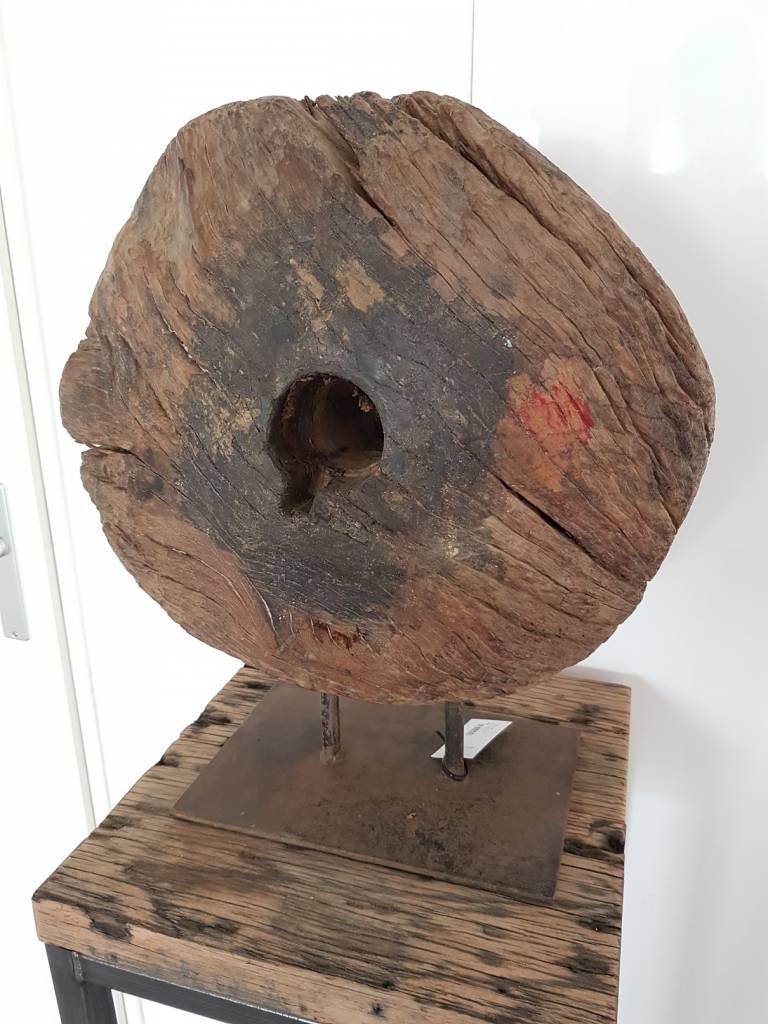 Decoratie firma hout & staal maatmeubelen