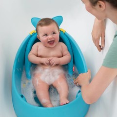 Alles wat je nodig hebt om je baby een badje te geven