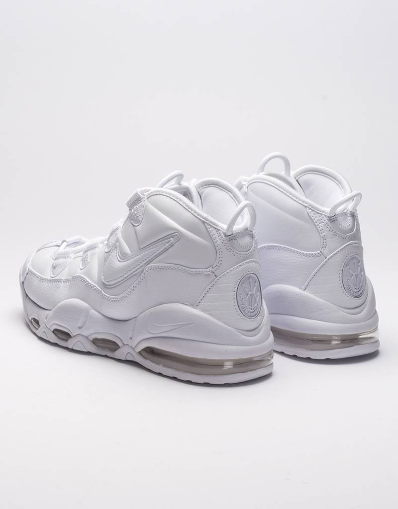 nike air max uptempo 95