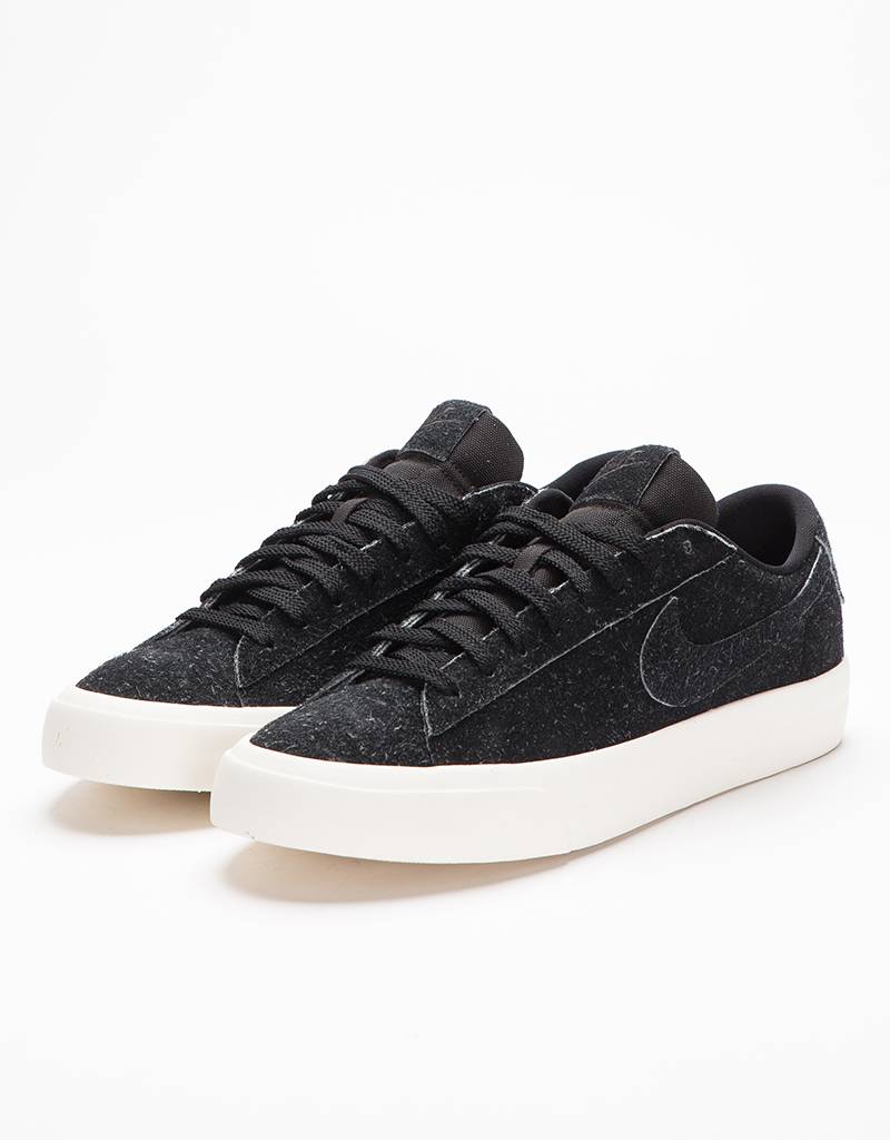 nike blazer studio low black
