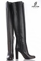 long overknee boots