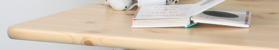 Kinderkamer kinderbureaus/kinderbureaustoelen