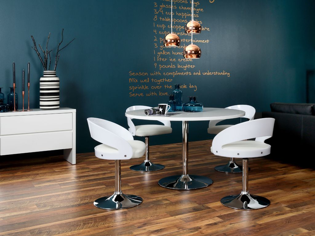 Design stoel wit met ronde voet Lima