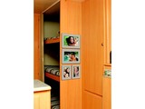 ZILVER GRIJZE Her-Plakbare Fotolijstjes 1 x verpakkings-set 2+2 ( 2 lijstjes voor 10 x 15 + 2 lijstjes voor 10 x 6 )
