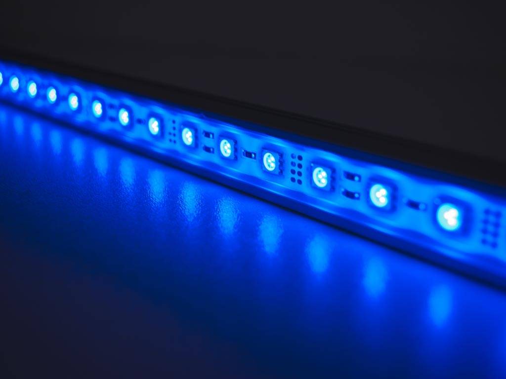 LED bar 50 cm Blue 5050SMD 7.2W - BuyLEDStrip.com LED bar 50 cm Blue 5050SMD 7.2W - BuyLEDStrip.com