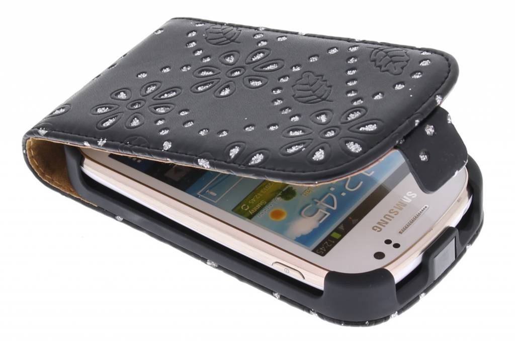 Image of Zwarte bloemblad design flipcase voor de Samsung Galaxy Fame