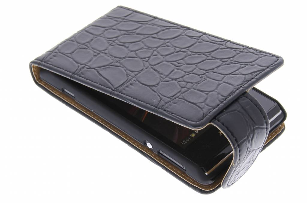 Image of Zwarte krokodil flipcase voor de Sony Xperia E