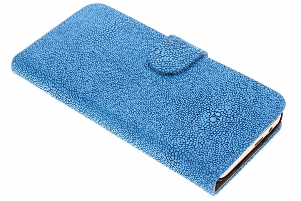 Image of Blauwe glanzend ribbelige booktype hoes voor de HTC One M9