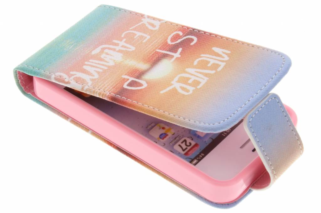 Image of Never stop dreaming design TPU flipcase voor de iPhone 4 / 4s