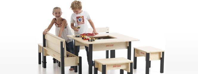 Kinderspieltisch - Spieltisch für Kinder in Spielecke und Wartezimmer