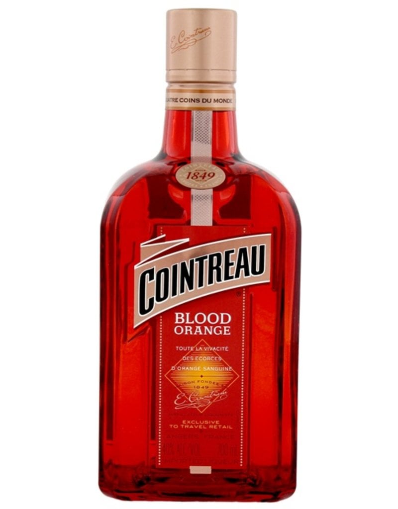 Cointreau Blood Orange 700ml - Luxurious Drinks™