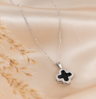 Four-leaf clover necklace - KAYA jewels webshop - a