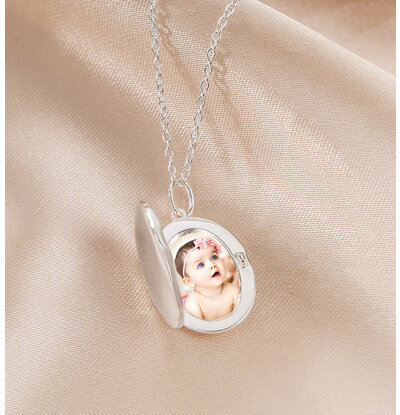 Medaillon Ketting Ovaal kopen? Bekijk nu online! - KAYA Sieraden
