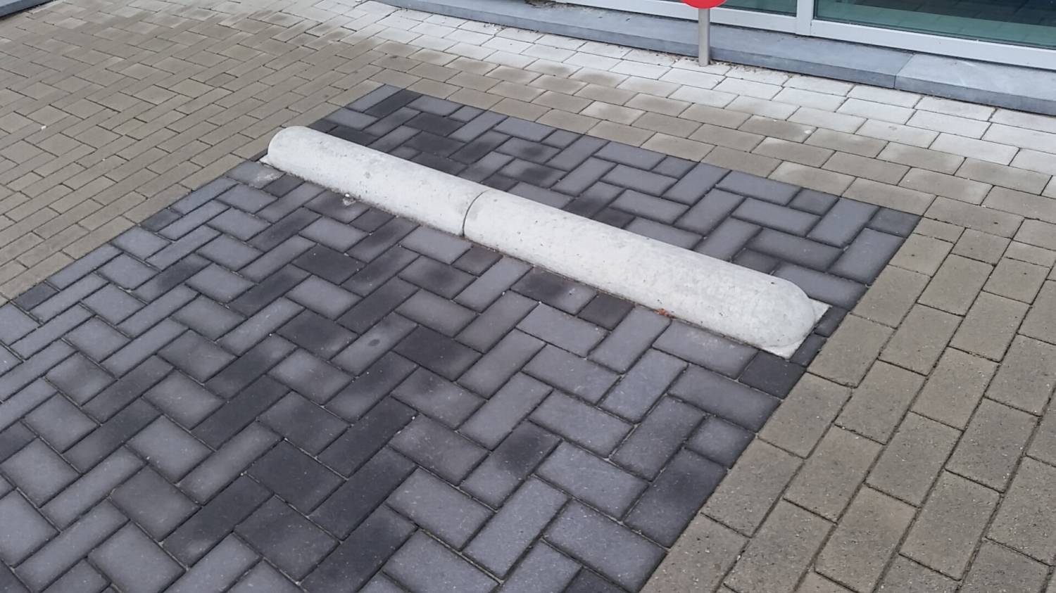 Trottoirbanden, een uiterst veelzijdig betonproduct
